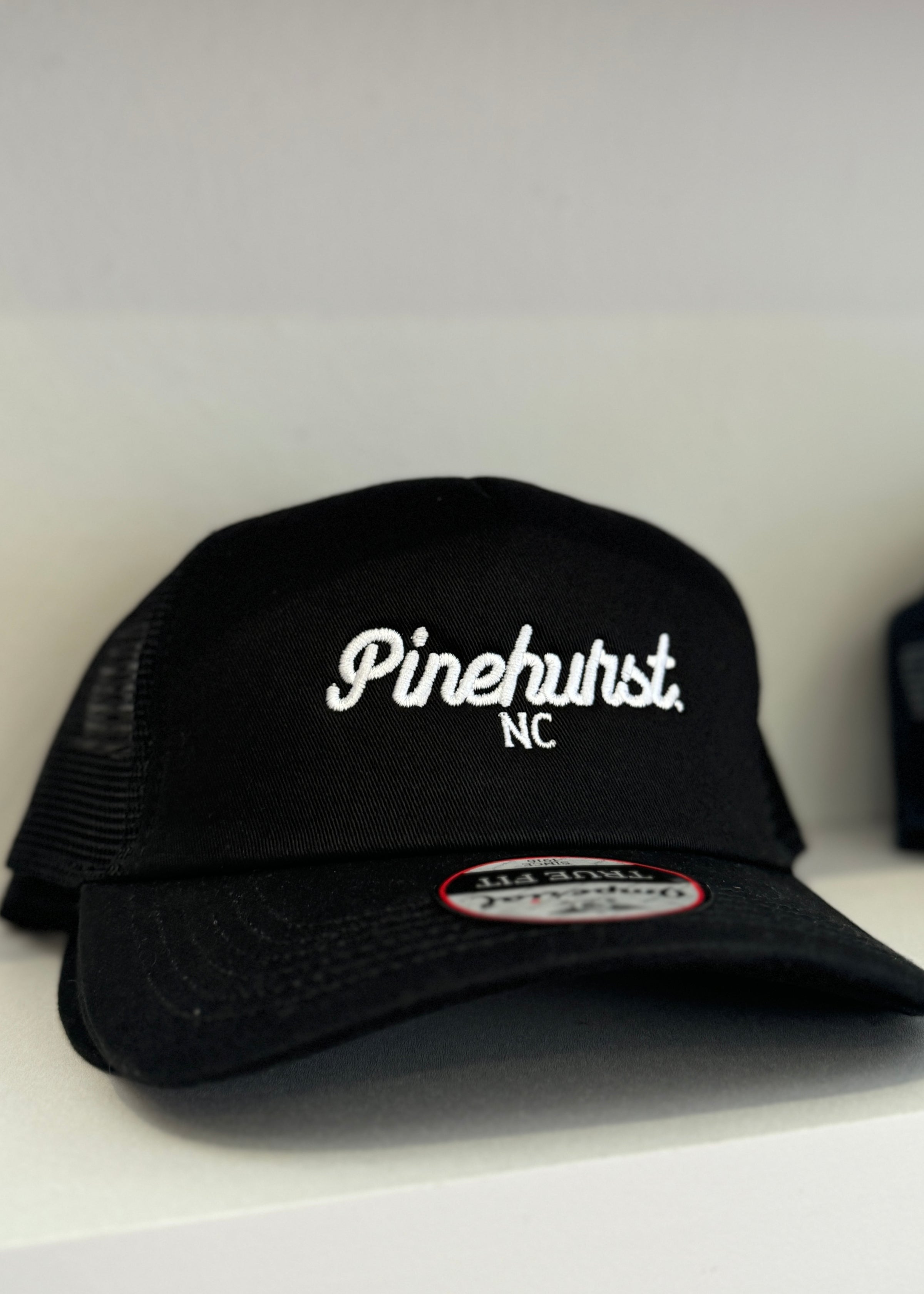 EMBROIDERED TRUCKER HAT
