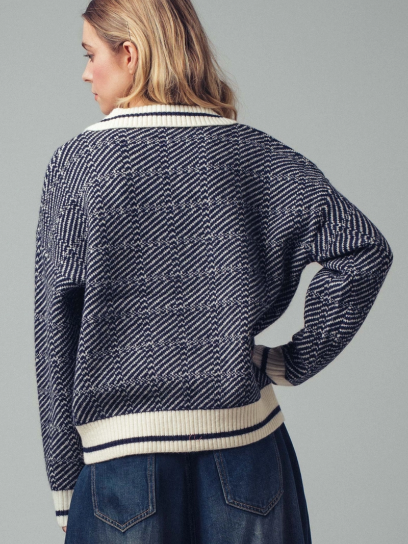 JACQUARD SWEATER